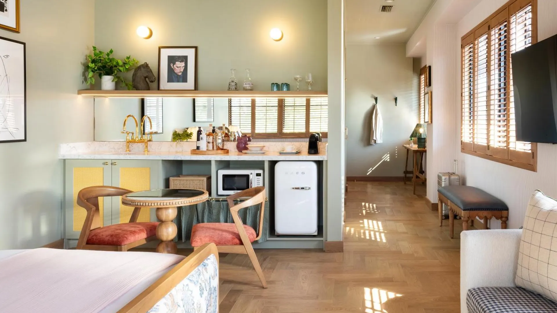 Palihouse Hyde Park Village Tampa Hotel